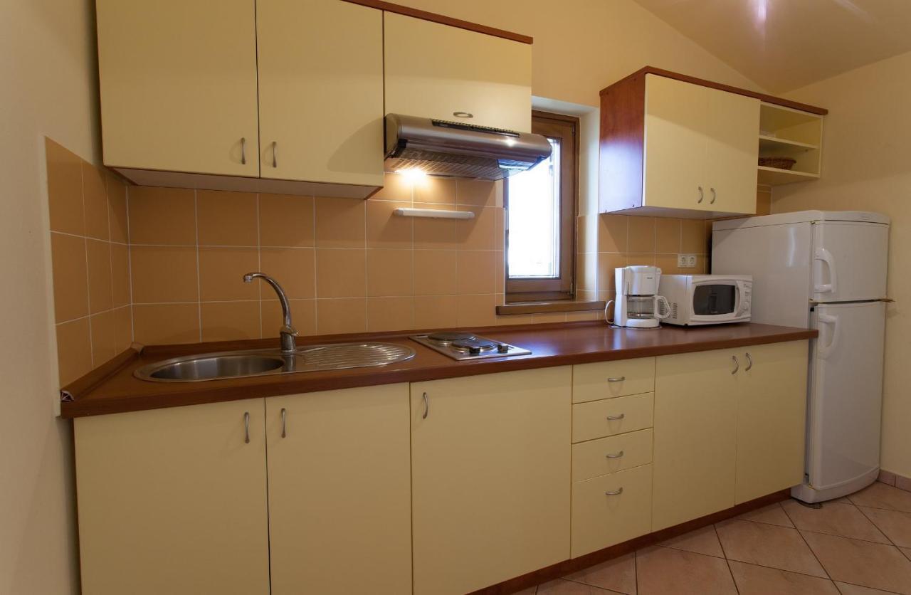 Apartman Vjekoslav Krk Town Dış mekan fotoğraf