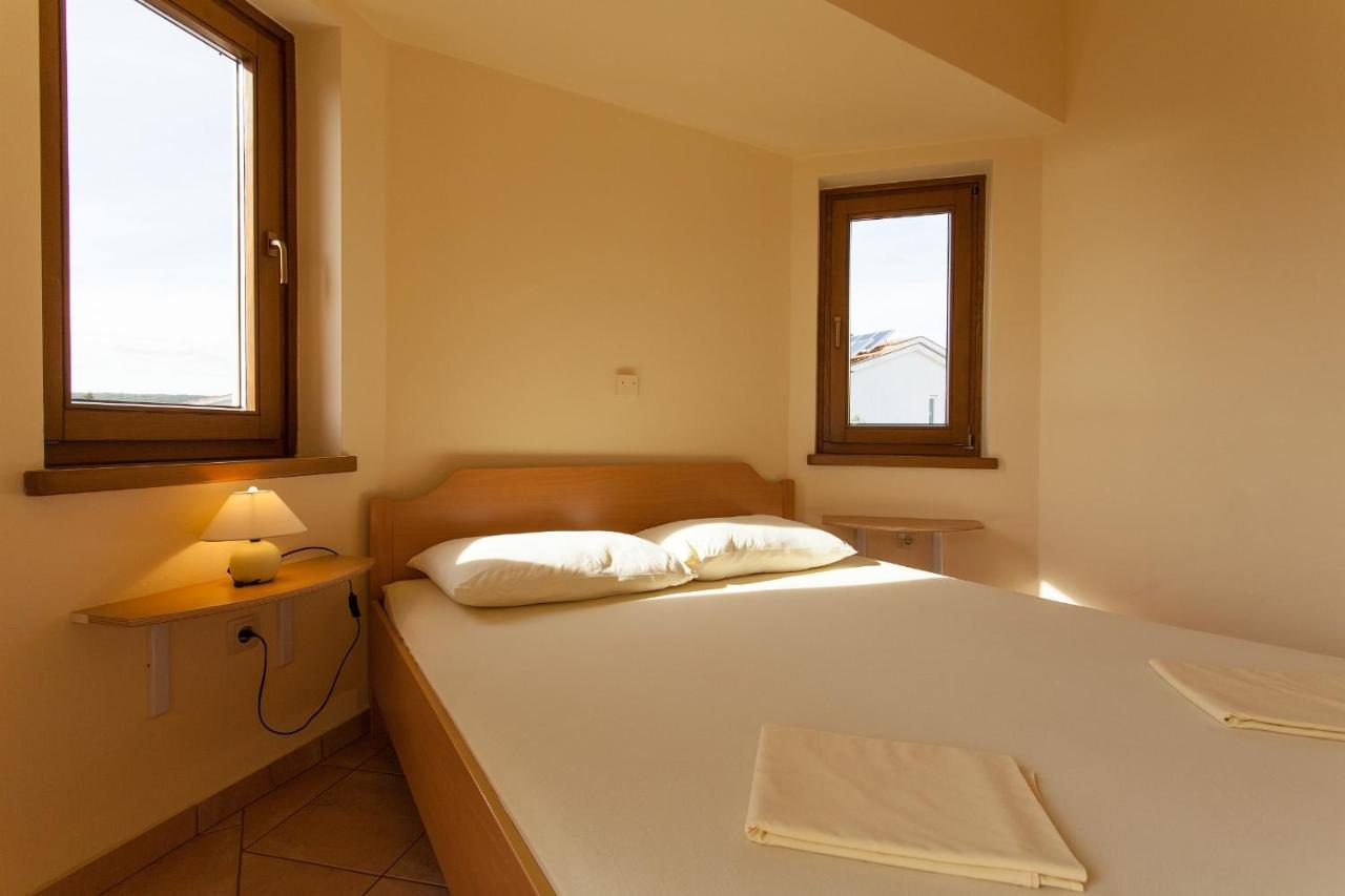 Apartman Vjekoslav Krk Town Dış mekan fotoğraf